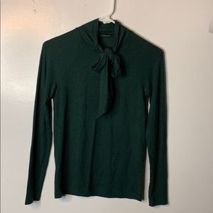 Green Bow top